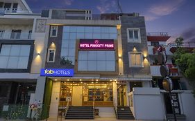 Fabhotel Pink City - World Trade Park